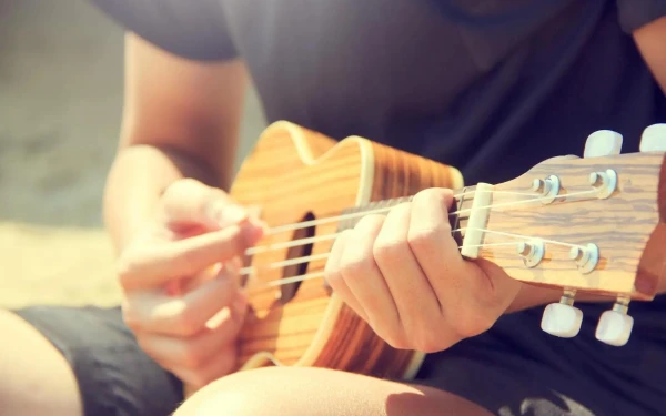 10 najlepszych aplikacji do nauki gry na ukulele